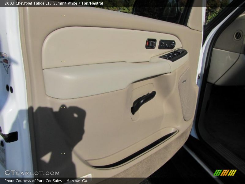 Summit White / Tan/Neutral 2003 Chevrolet Tahoe LT