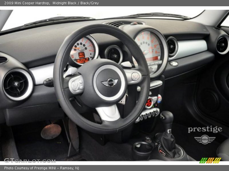 Midnight Black / Black/Grey 2009 Mini Cooper Hardtop