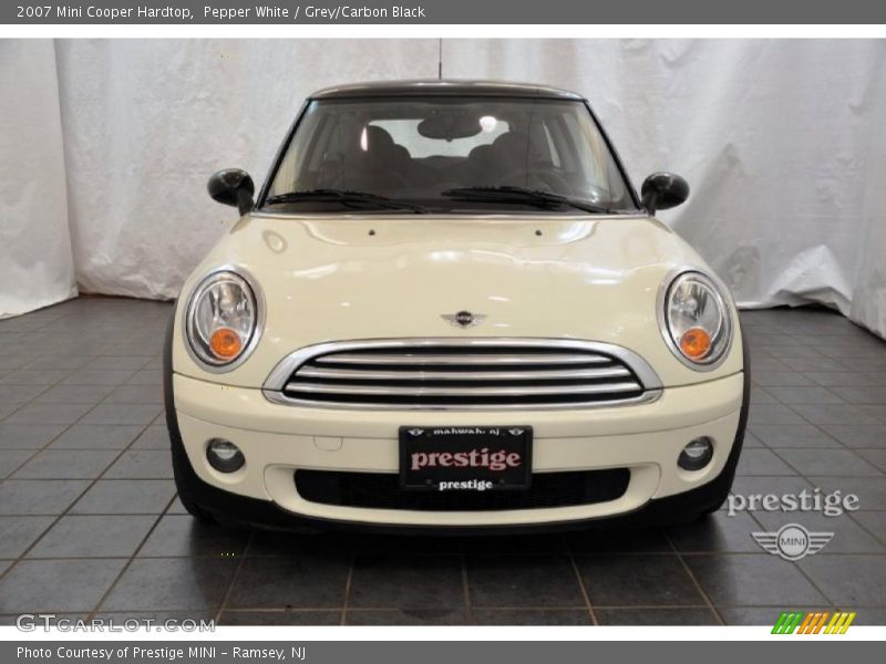 Pepper White / Grey/Carbon Black 2007 Mini Cooper Hardtop