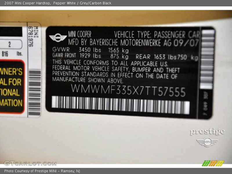 Pepper White / Grey/Carbon Black 2007 Mini Cooper Hardtop