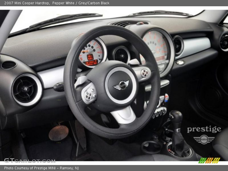Pepper White / Grey/Carbon Black 2007 Mini Cooper Hardtop