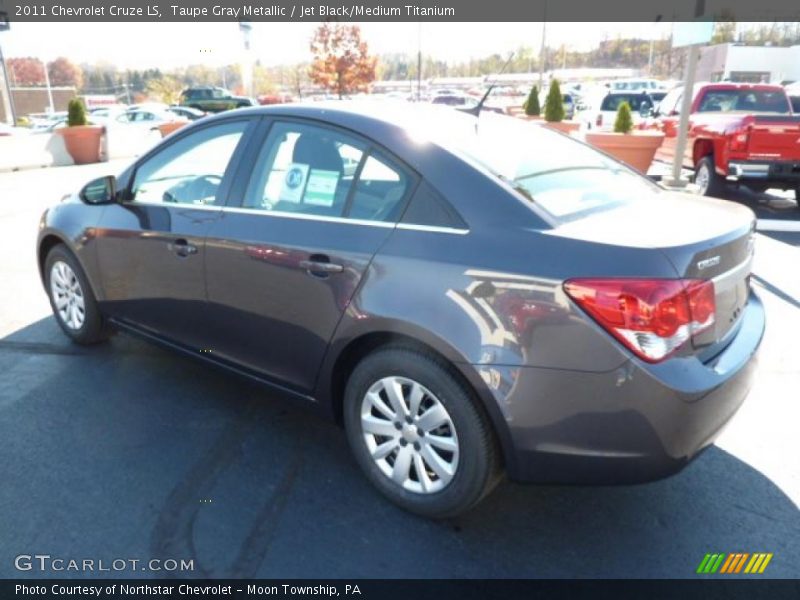 Taupe Gray Metallic / Jet Black/Medium Titanium 2011 Chevrolet Cruze LS