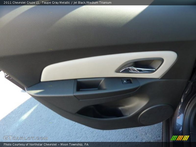 Taupe Gray Metallic / Jet Black/Medium Titanium 2011 Chevrolet Cruze LS