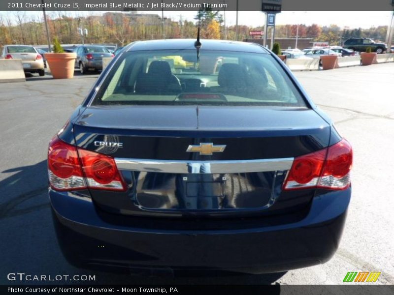 Imperial Blue Metallic / Jet Black/Medium Titanium 2011 Chevrolet Cruze LS