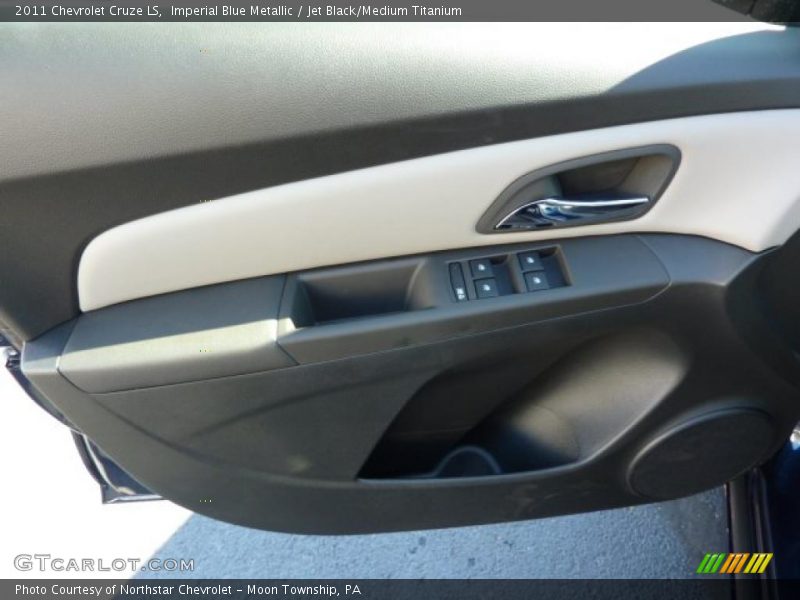 Imperial Blue Metallic / Jet Black/Medium Titanium 2011 Chevrolet Cruze LS