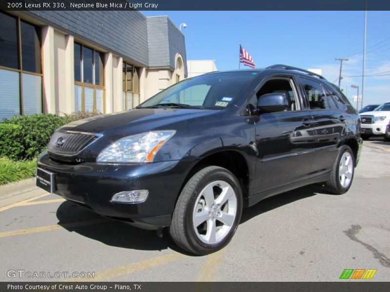 Front 3/4 View of 2005 RX 330