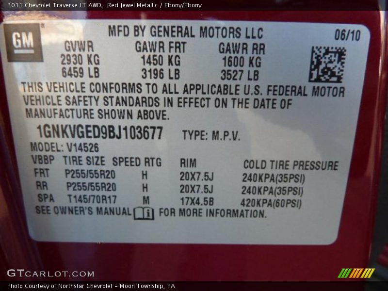 Red Jewel Metallic / Ebony/Ebony 2011 Chevrolet Traverse LT AWD