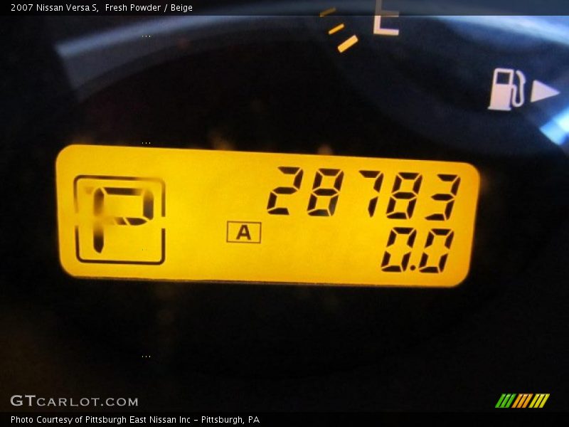 Fresh Powder / Beige 2007 Nissan Versa S