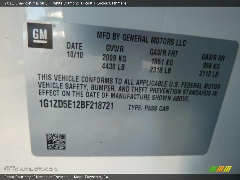 White Diamond Tricoat / Cocoa/Cashmere 2011 Chevrolet Malibu LT