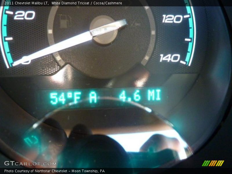 White Diamond Tricoat / Cocoa/Cashmere 2011 Chevrolet Malibu LT