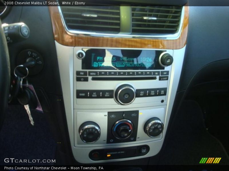 White / Ebony 2008 Chevrolet Malibu LT Sedan