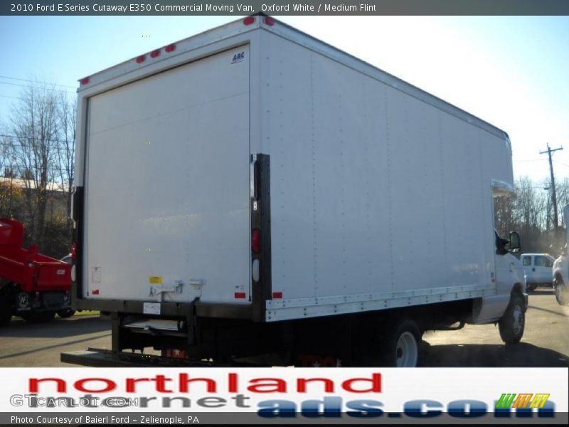 Oxford White / Medium Flint 2010 Ford E Series Cutaway E350 Commercial Moving Van