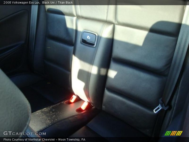 Black Uni / Titan Black 2008 Volkswagen Eos Lux