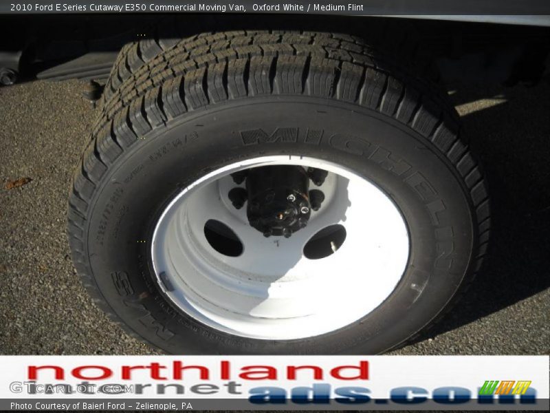 Oxford White / Medium Flint 2010 Ford E Series Cutaway E350 Commercial Moving Van