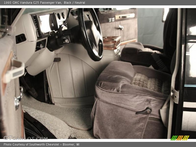 Black / Neutral 1993 GMC Vandura G25 Passenger Van