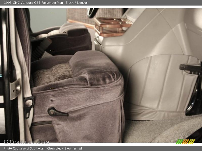 Black / Neutral 1993 GMC Vandura G25 Passenger Van