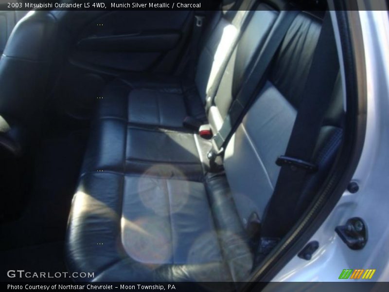 Munich Silver Metallic / Charcoal 2003 Mitsubishi Outlander LS 4WD