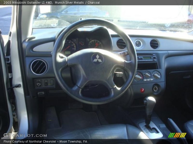 Munich Silver Metallic / Charcoal 2003 Mitsubishi Outlander LS 4WD