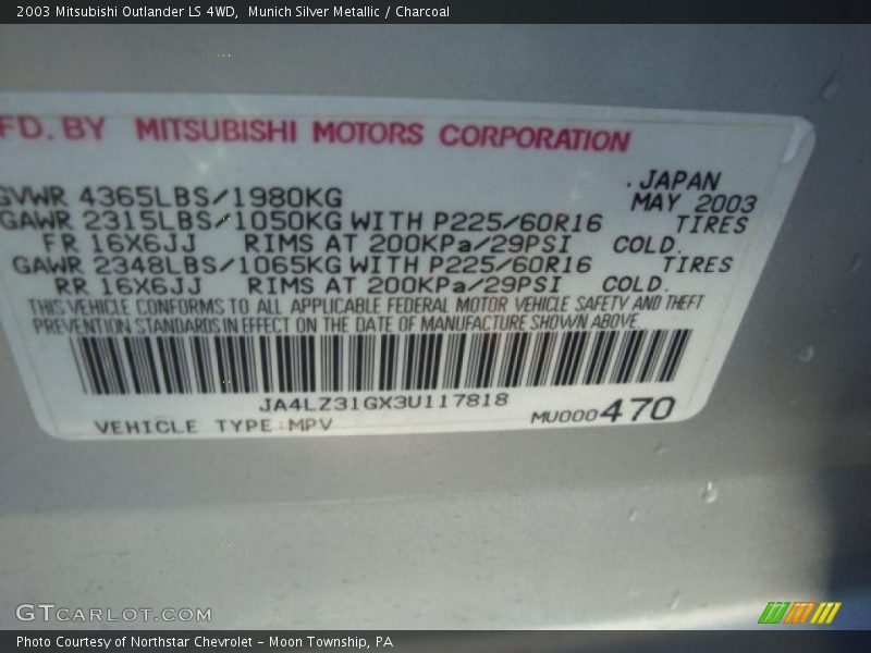 Munich Silver Metallic / Charcoal 2003 Mitsubishi Outlander LS 4WD