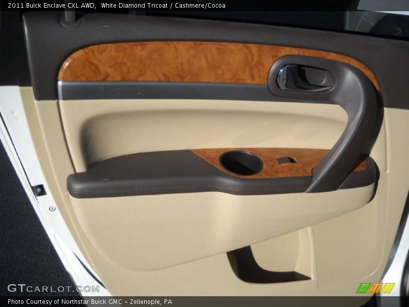 Door Panel of 2011 Enclave CXL AWD
