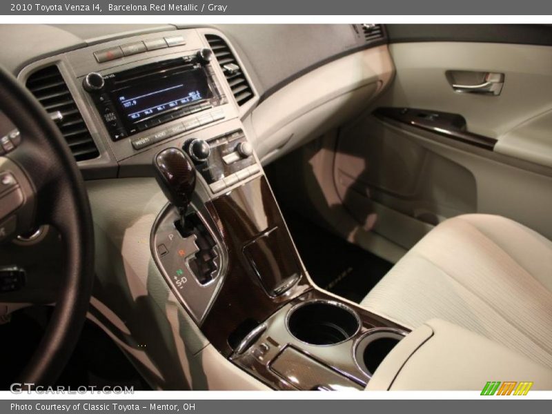  2010 Venza I4 Gray Interior