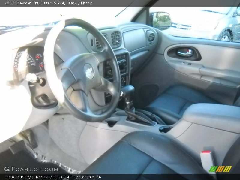 Black / Ebony 2007 Chevrolet TrailBlazer LS 4x4