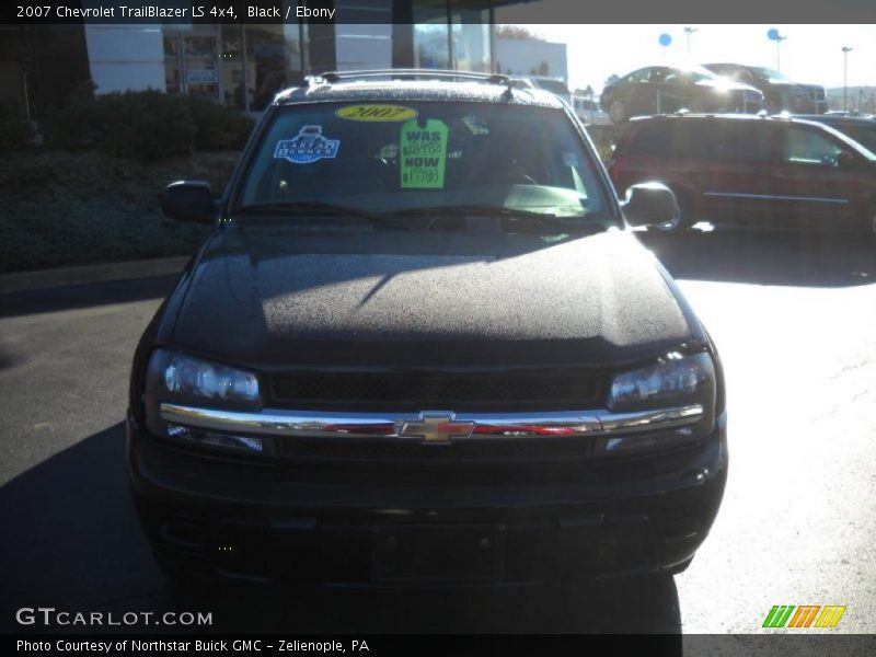 Black / Ebony 2007 Chevrolet TrailBlazer LS 4x4