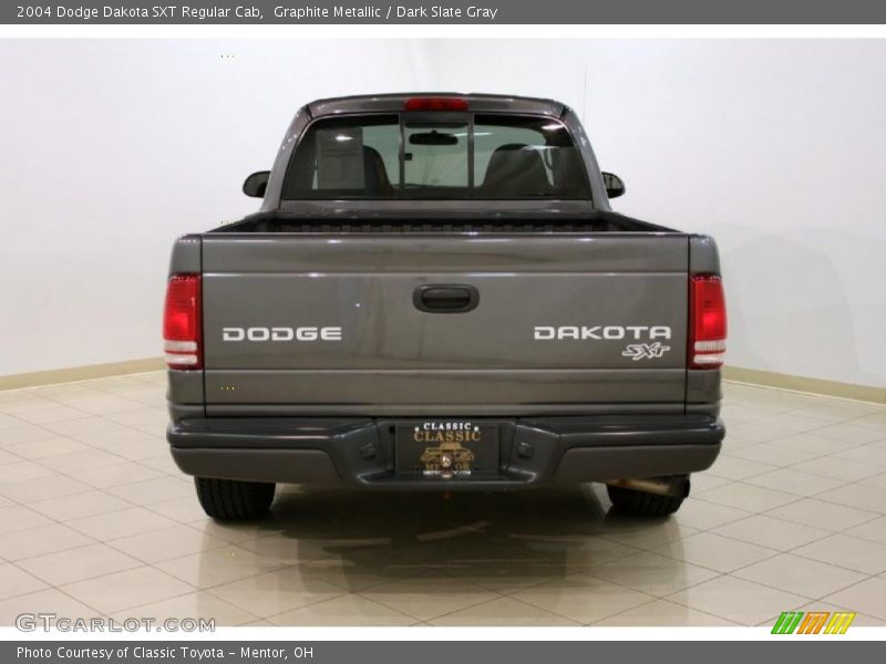 Graphite Metallic / Dark Slate Gray 2004 Dodge Dakota SXT Regular Cab