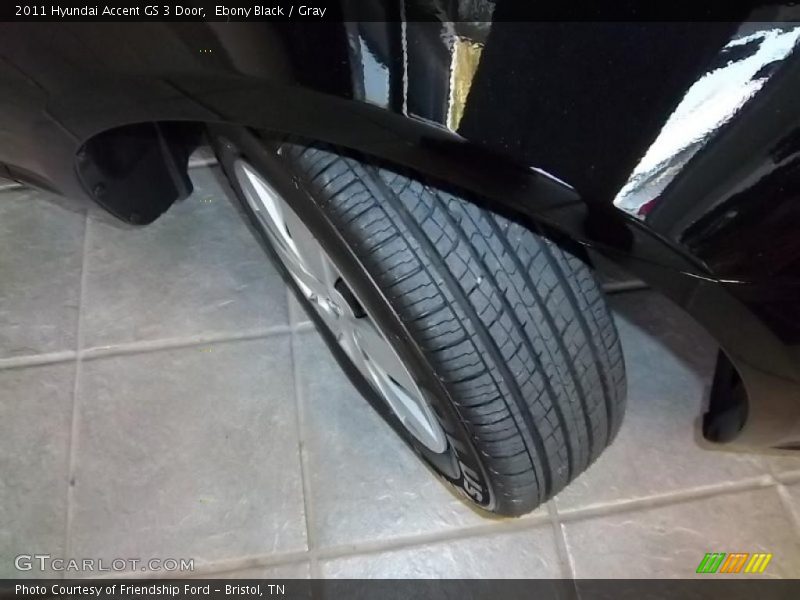 Ebony Black / Gray 2011 Hyundai Accent GS 3 Door