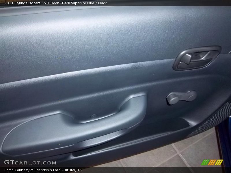 Door Panel of 2011 Accent GS 3 Door