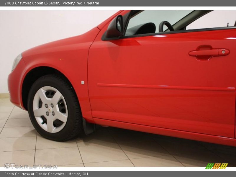 Victory Red / Neutral 2008 Chevrolet Cobalt LS Sedan