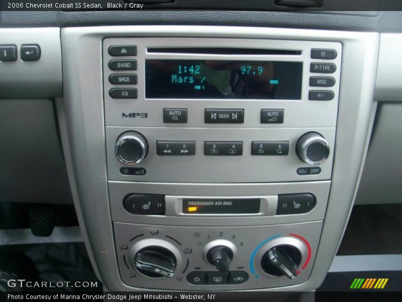 Controls of 2006 Cobalt SS Sedan