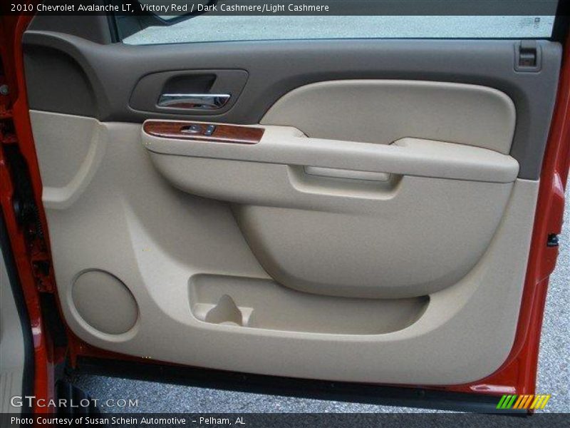 Door Panel of 2010 Avalanche LT