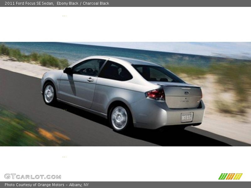 Ebony Black / Charcoal Black 2011 Ford Focus SE Sedan