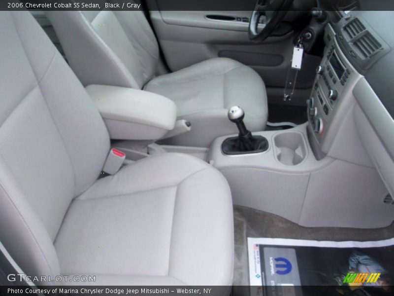  2006 Cobalt SS Sedan Gray Interior