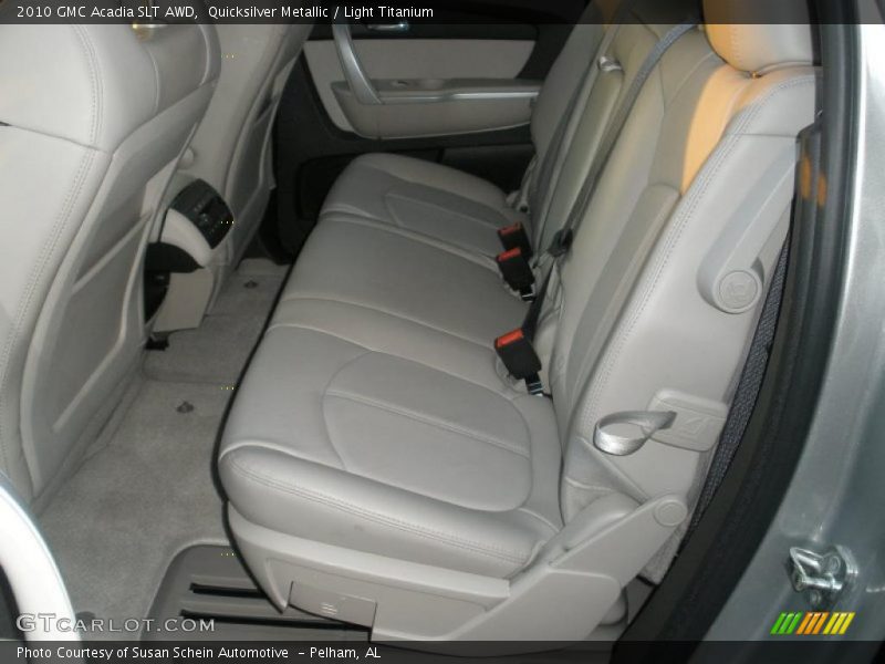 Quicksilver Metallic / Light Titanium 2010 GMC Acadia SLT AWD