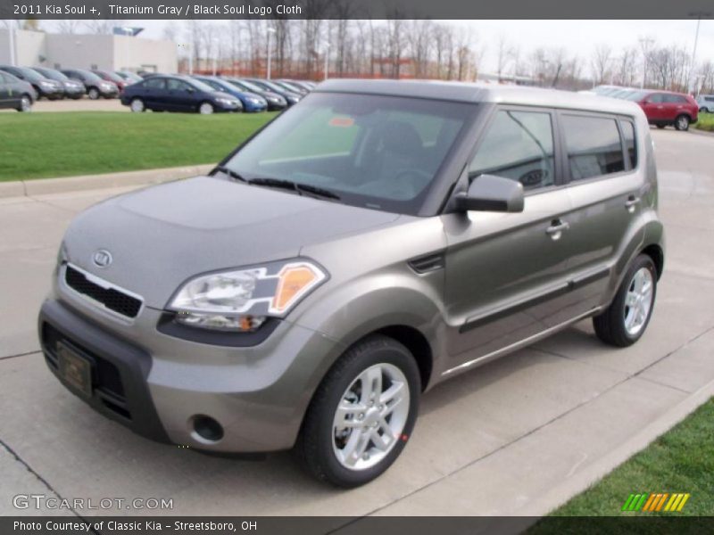 Titanium Gray / Black Soul Logo Cloth 2011 Kia Soul +