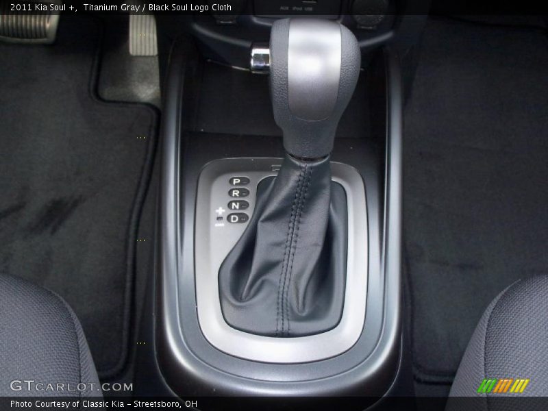Titanium Gray / Black Soul Logo Cloth 2011 Kia Soul +