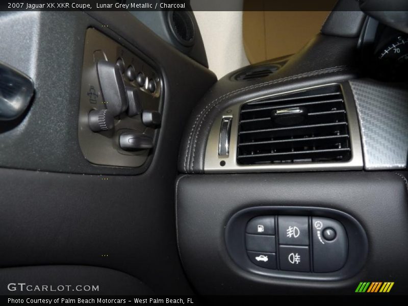 Controls of 2007 XK XKR Coupe