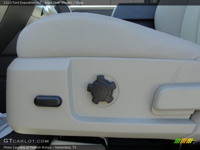 Ingot Silver Metallic / Stone 2010 Ford Expedition XLT