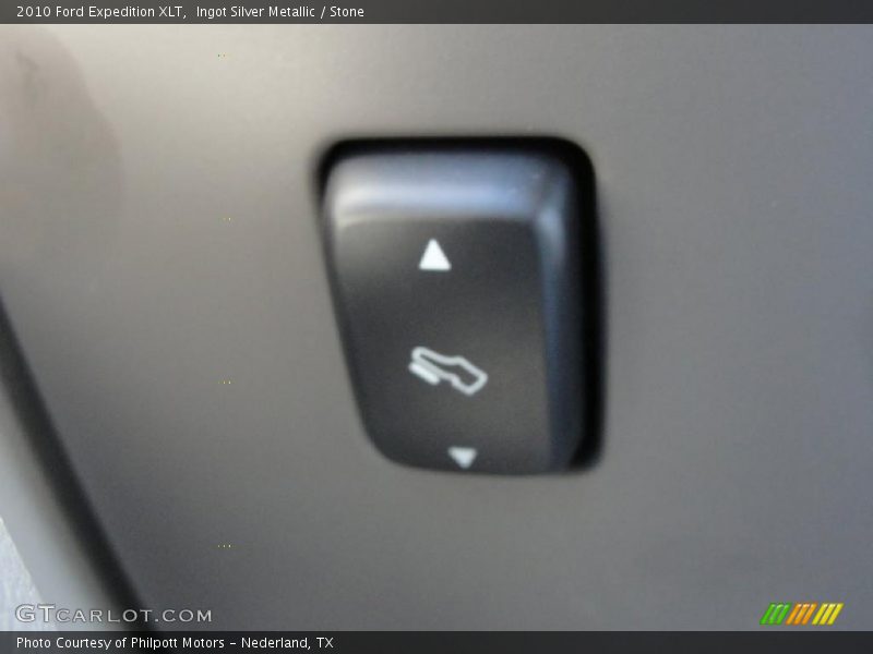 Ingot Silver Metallic / Stone 2010 Ford Expedition XLT
