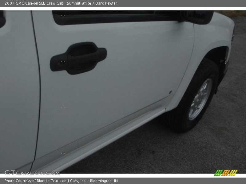 Summit White / Dark Pewter 2007 GMC Canyon SLE Crew Cab