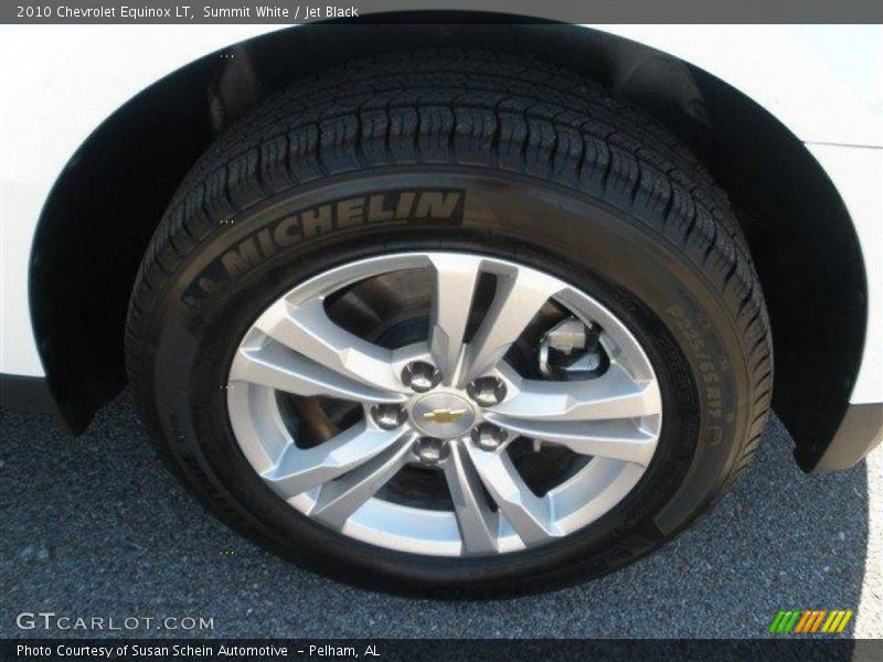 Summit White / Jet Black 2010 Chevrolet Equinox LT