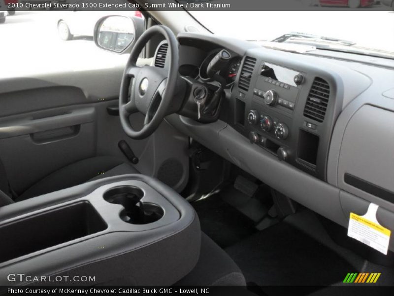Dashboard of 2010 Silverado 1500 Extended Cab
