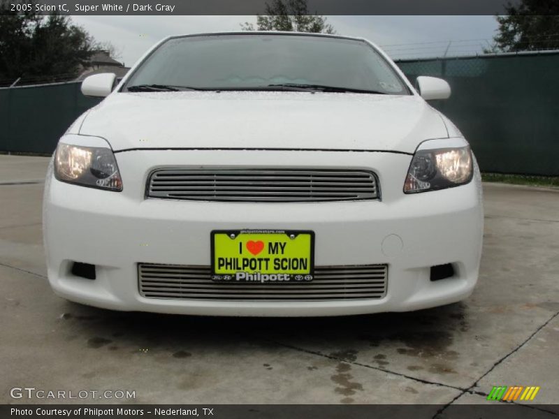 Super White / Dark Gray 2005 Scion tC