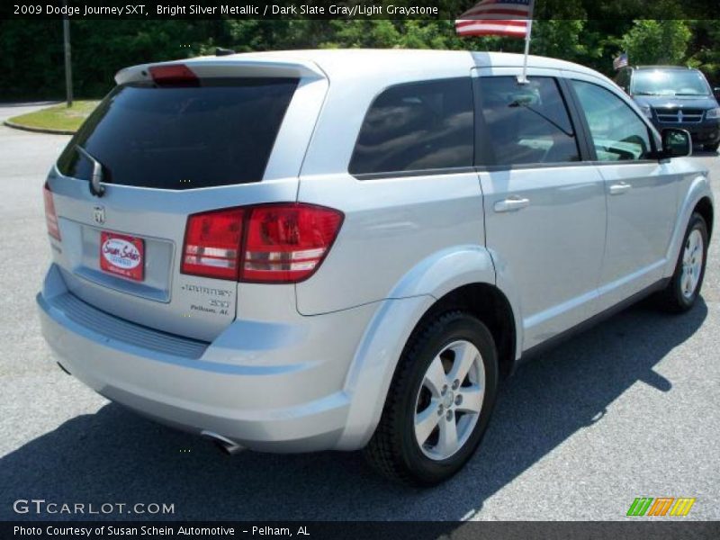 Bright Silver Metallic / Dark Slate Gray/Light Graystone 2009 Dodge Journey SXT