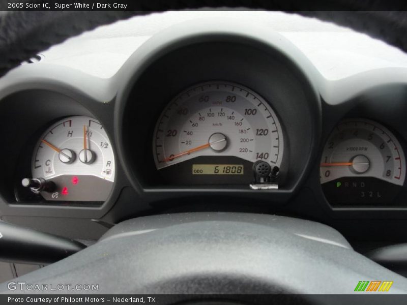 Super White / Dark Gray 2005 Scion tC