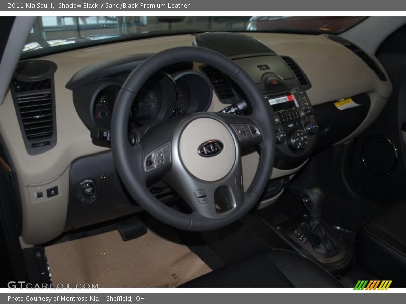 Shadow Black / Sand/Black Premium Leather 2011 Kia Soul !