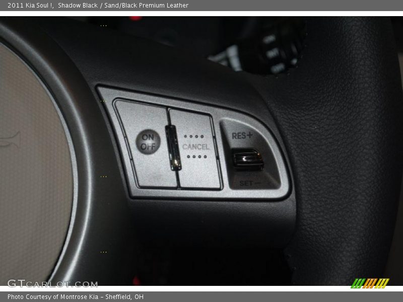 Shadow Black / Sand/Black Premium Leather 2011 Kia Soul !