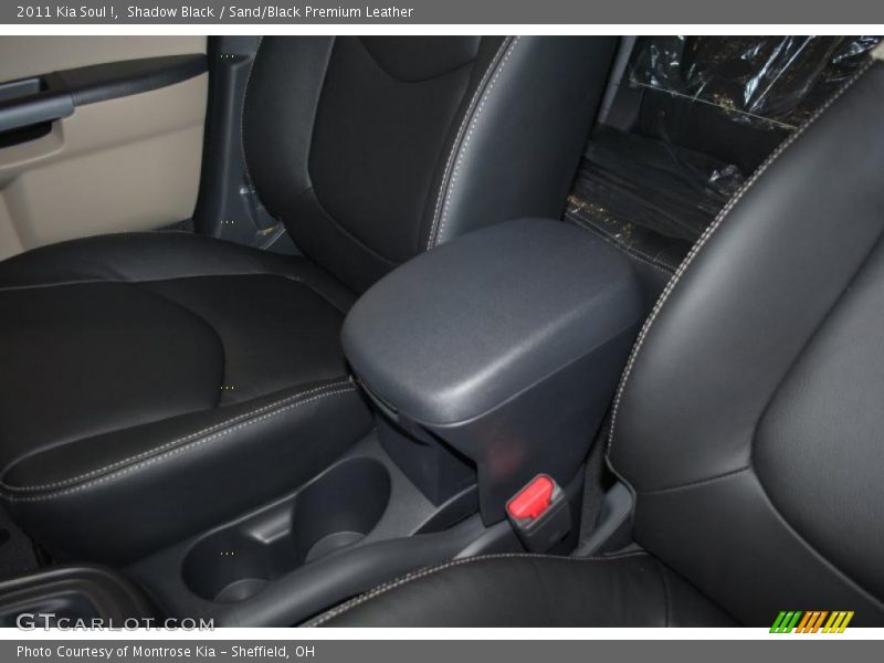 Shadow Black / Sand/Black Premium Leather 2011 Kia Soul !